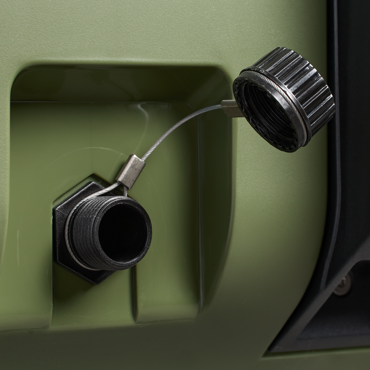 Easy-Carry Outdoor Wheeled Cooler | 47.3L